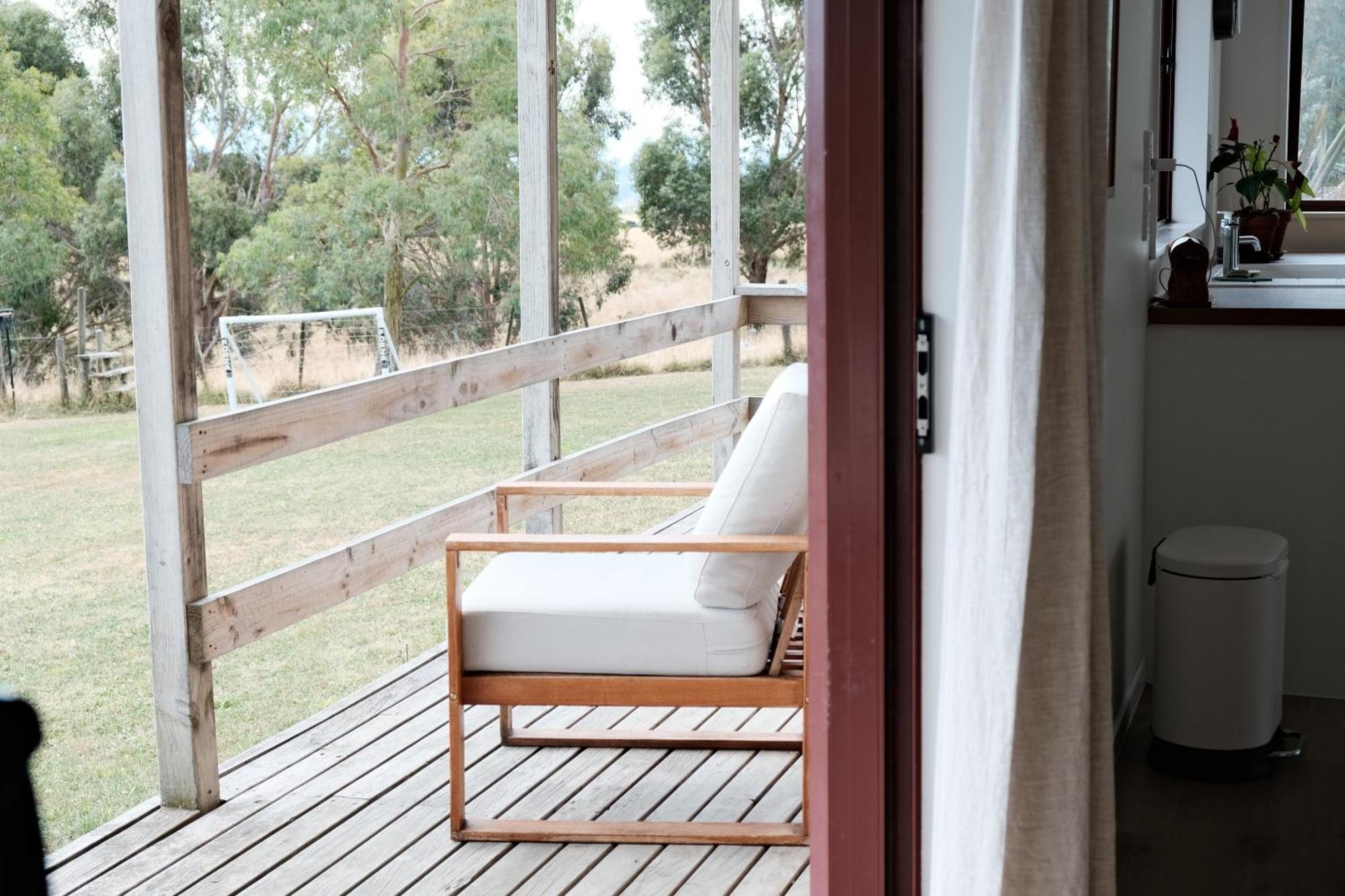 A Cabin With A Big View, Comfort And Tranquility, Close To Vines 마틴버러 외부 사진